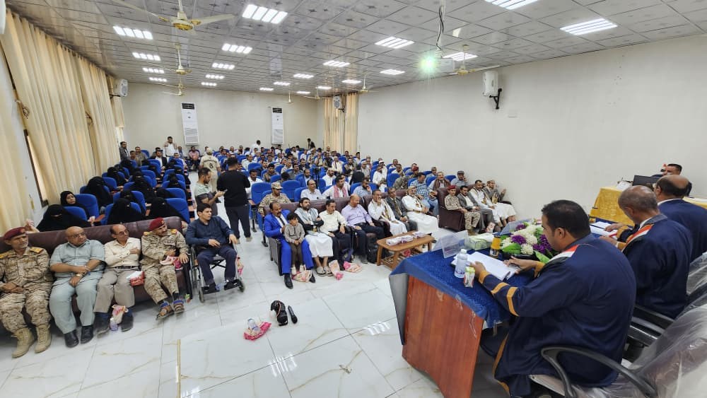 الباحث جعدان يتحدى الإعاقة وينال درجة الماجستير من جامعة سبأ في الرياضيات