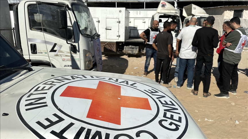 جرائم حرب الإبادة في غزة: إسرائيل تسلم جثامين الأسرى مكبلين وعليها آثار التعذيب