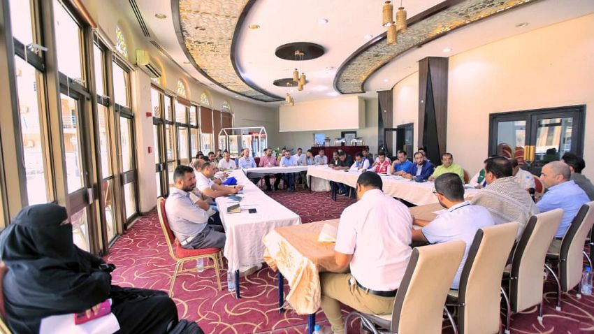سلطات مأرب تطالب الأمم المتحدة بحصتها العادلة من التمويلات لمواجهة أزمة النزوح