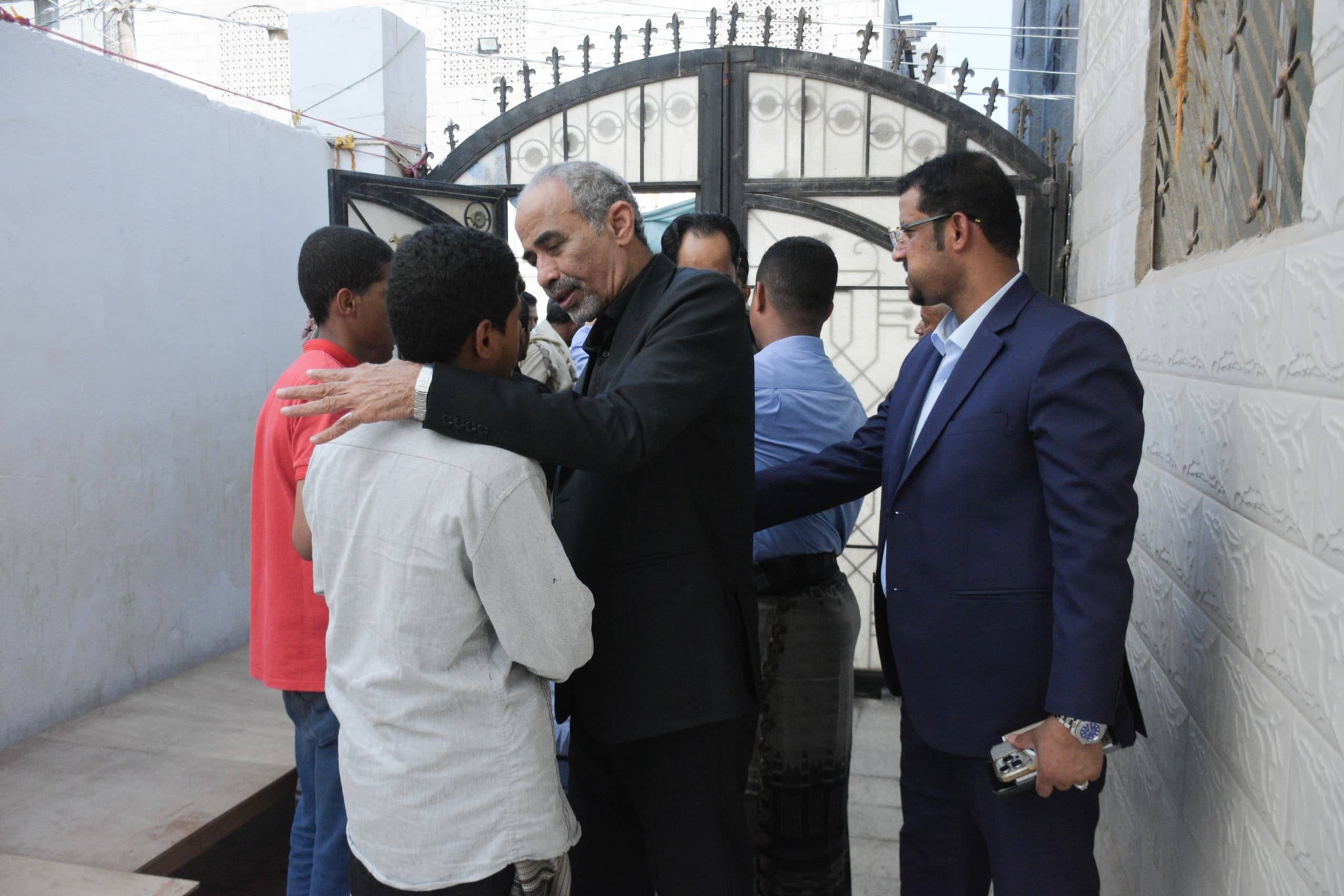 ‏الفريق الصبيحي يقدم واجب العزاء لأسرة  الدكتور عبدالرحمن الشاعر