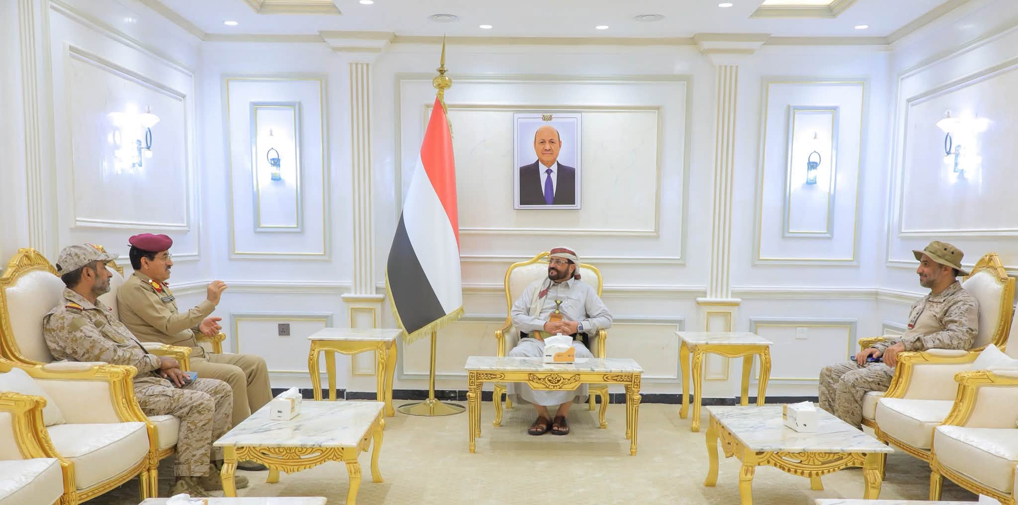 العرادة يشدد على رفع الجاهزية ويؤكد: الدفاع عن الجمهورية معركة مصيرية