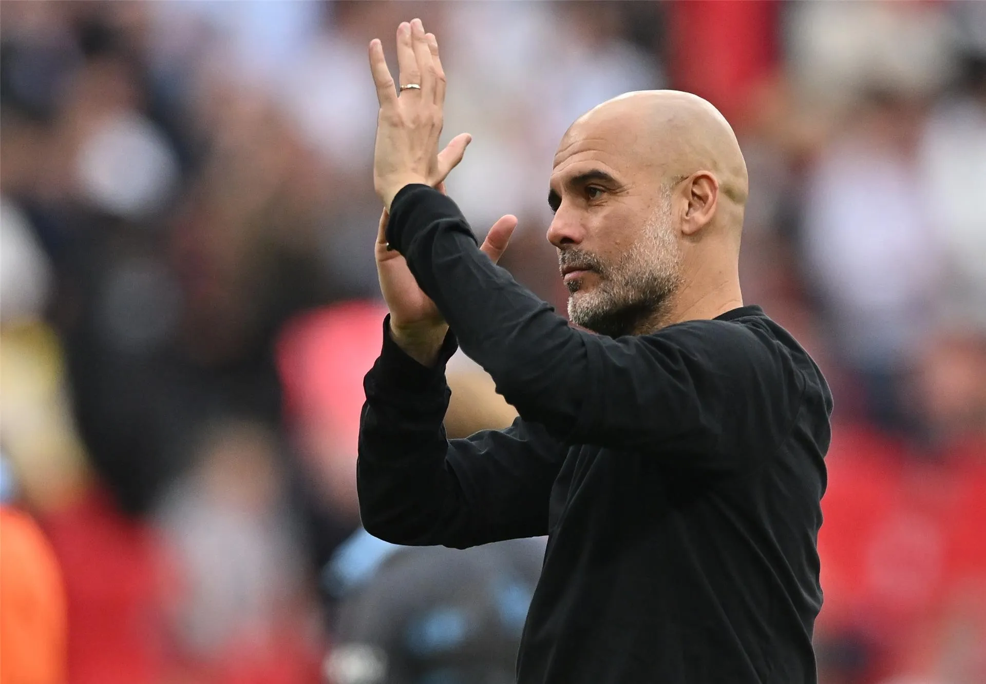 غوارديولا يدعم فلسطين: العالم خذلهم ولم نفعل شيئاً على الإطلاق