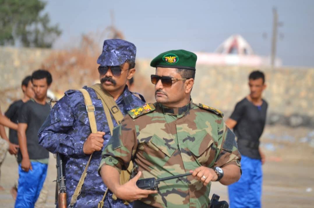 كشف عن عصابات تهريب واتجار بالبشر.. مدير أمن أبين يعرض استقالته بسبب الخذلان