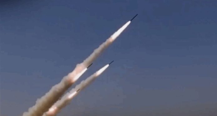 السعودية.. اعتراض وتدمير 11 صاروخاً أطلقها الحوثيون باتجاه المنطقة الجنوبية