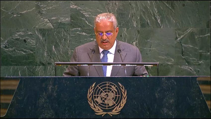اليمن يؤكد التزامه بمكافحة الإرهاب ويحذر من تهريب السلاح للحوثيين