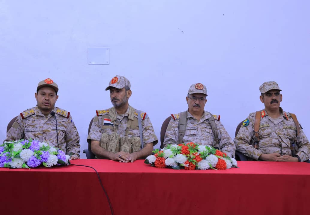 الجيش اليمني يرفع الجاهزية القتالية القصوى في المنطقة العسكرية السادسة