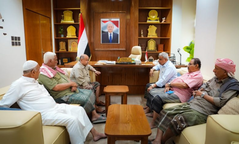 الخنبشي يؤكد تحسن الكهرباء في حضرموت ويكشف عن خطط للتوسع في مشاريع الطاقة الشمسية